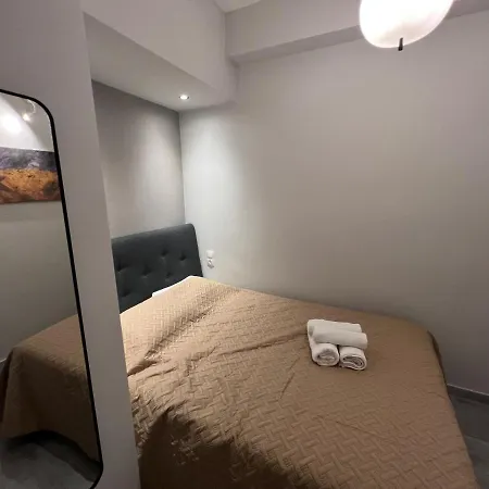 Chic Urban Escape By Thesbnb Apartment Thessaloniki